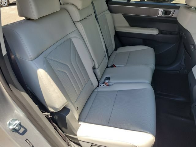 New 2026 Hyundai Santa Fe SEL FWD image 25