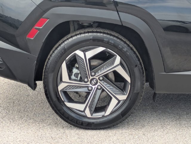 Used 2022 Hyundai Tucson Limited FWD image 11