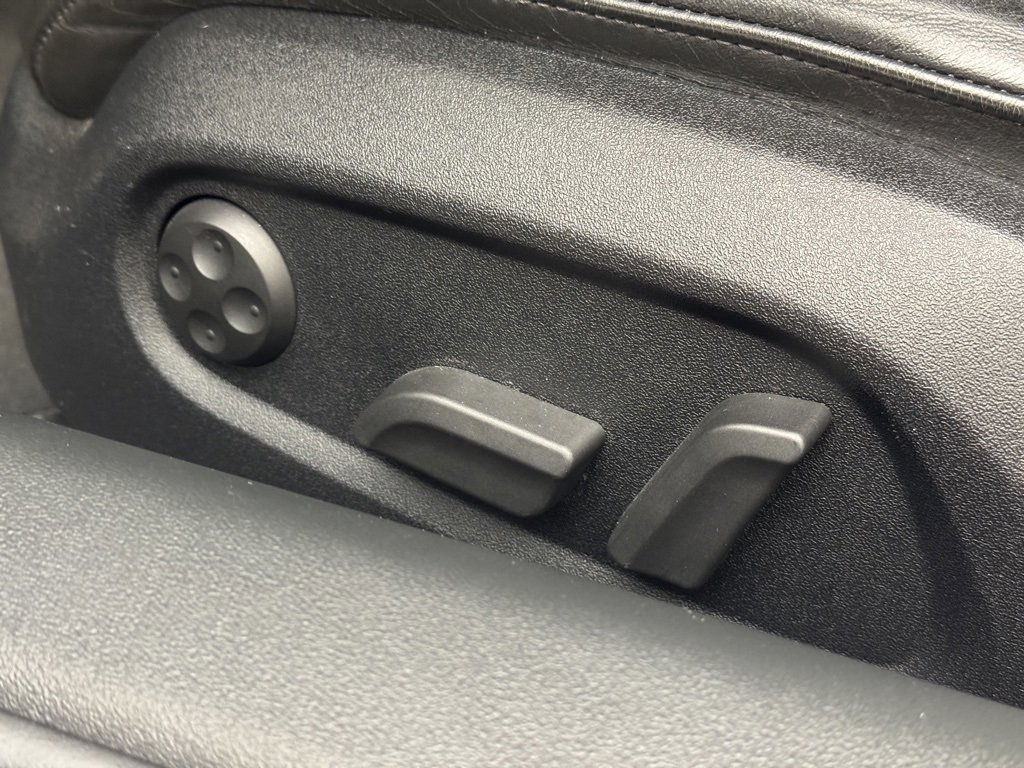 Used 2008 Audi R8 V8 image 9