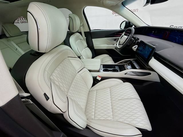 Used 2024 Lincoln Nautilus Black Label w/ Jet Appearance Package (87T) image 30