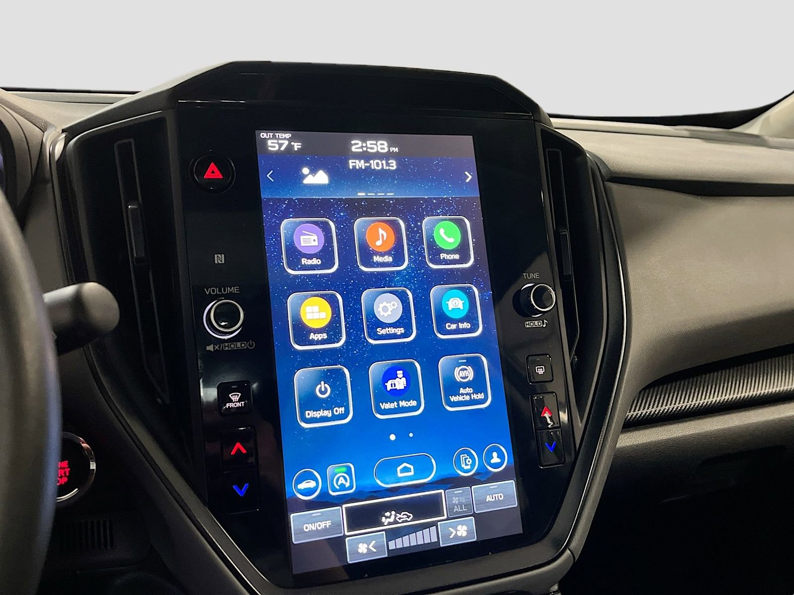 Used 2024 Subaru Crosstrek 2.5i Limited image 14