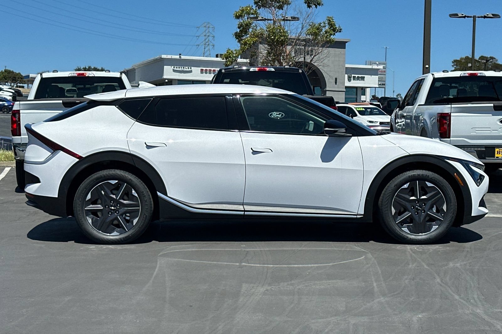 New 2026 Kia EV6 Light RWD image 3