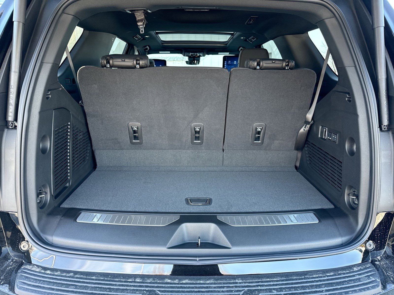 New 2026 Chevrolet Tahoe High Country image 21