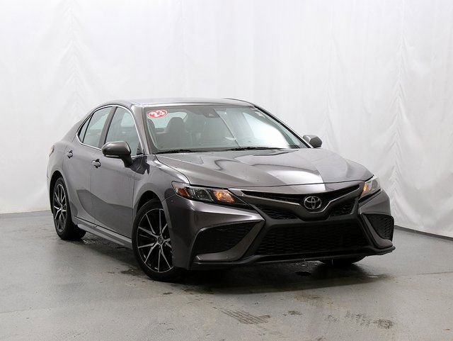 Used 2023 Toyota Camry SE