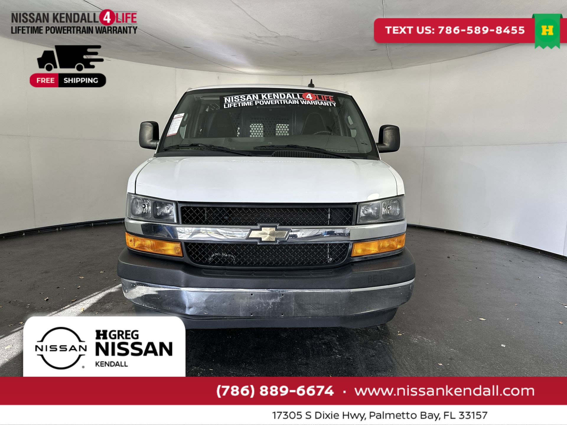 Used 2022 Chevrolet Express 2500 w/ Driver Convenience Package image 4