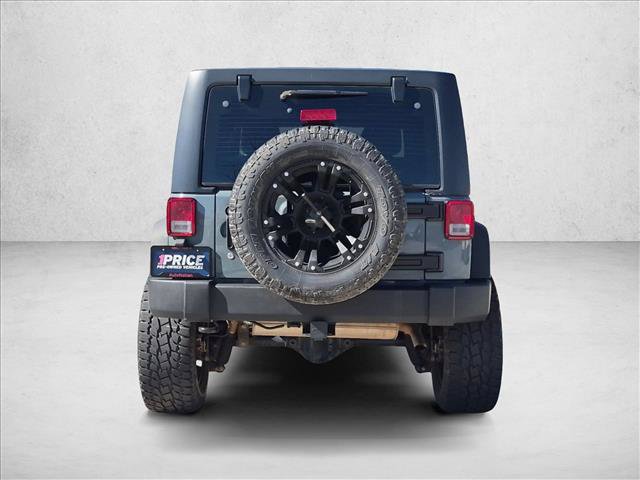 Used 2015 Jeep Wrangler Unlimited Sport w/ Connectivity Group AWD/4WD image 7