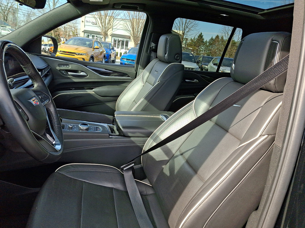 Used 2024 Cadillac Escalade Sport image 24