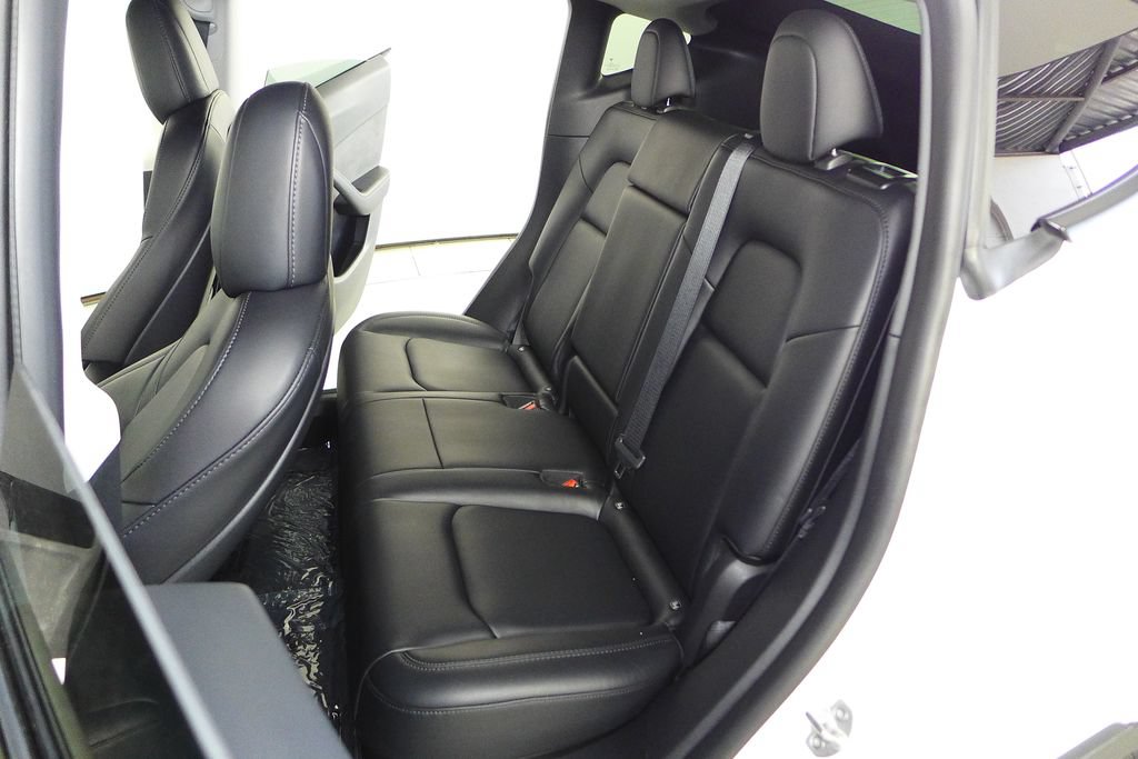 Used 2022 Tesla Model Y Performance AWD/4WD image 21