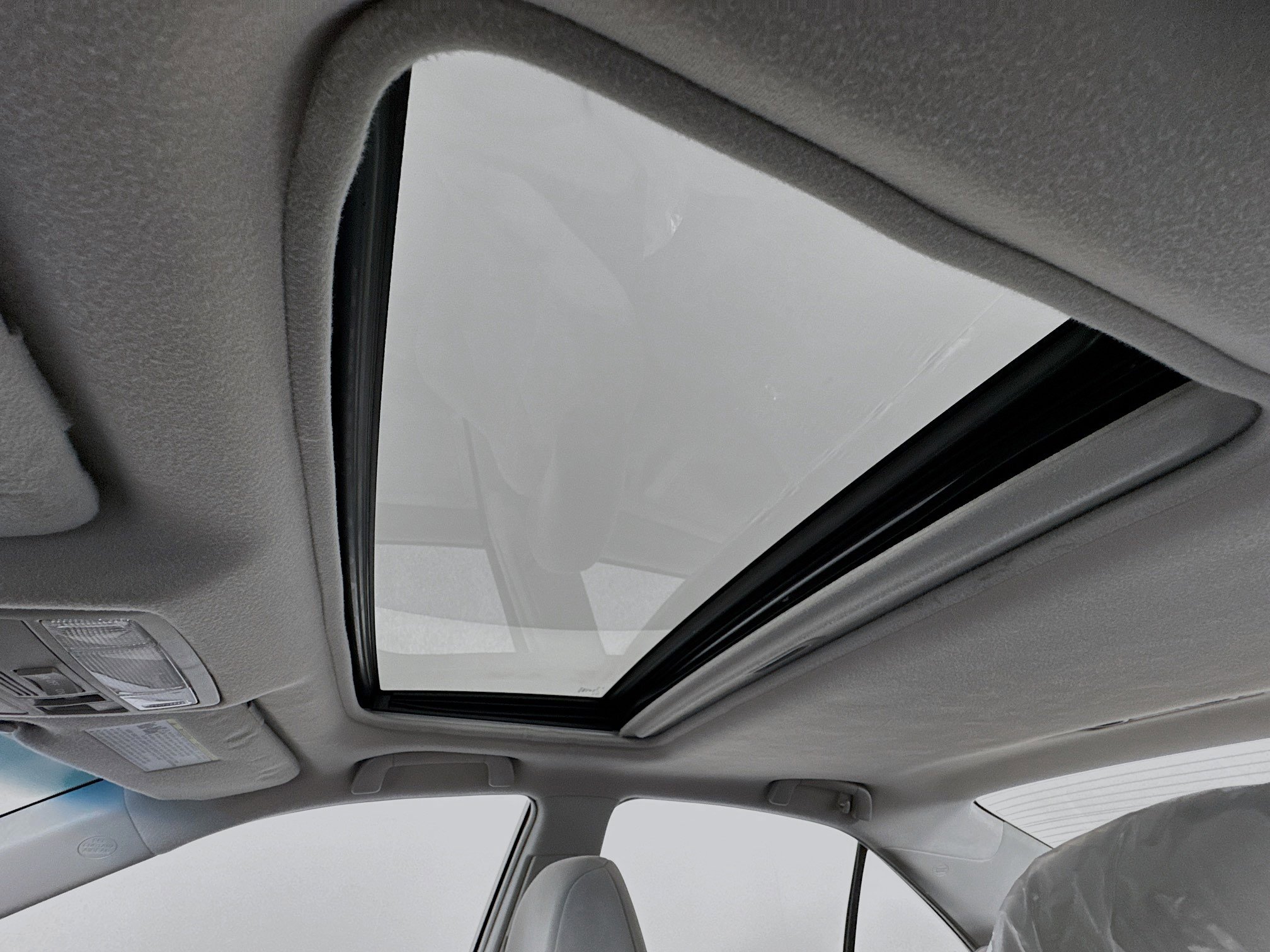 Used 2011 Toyota Camry LE w/ LE Extra-Value Pkg image 19