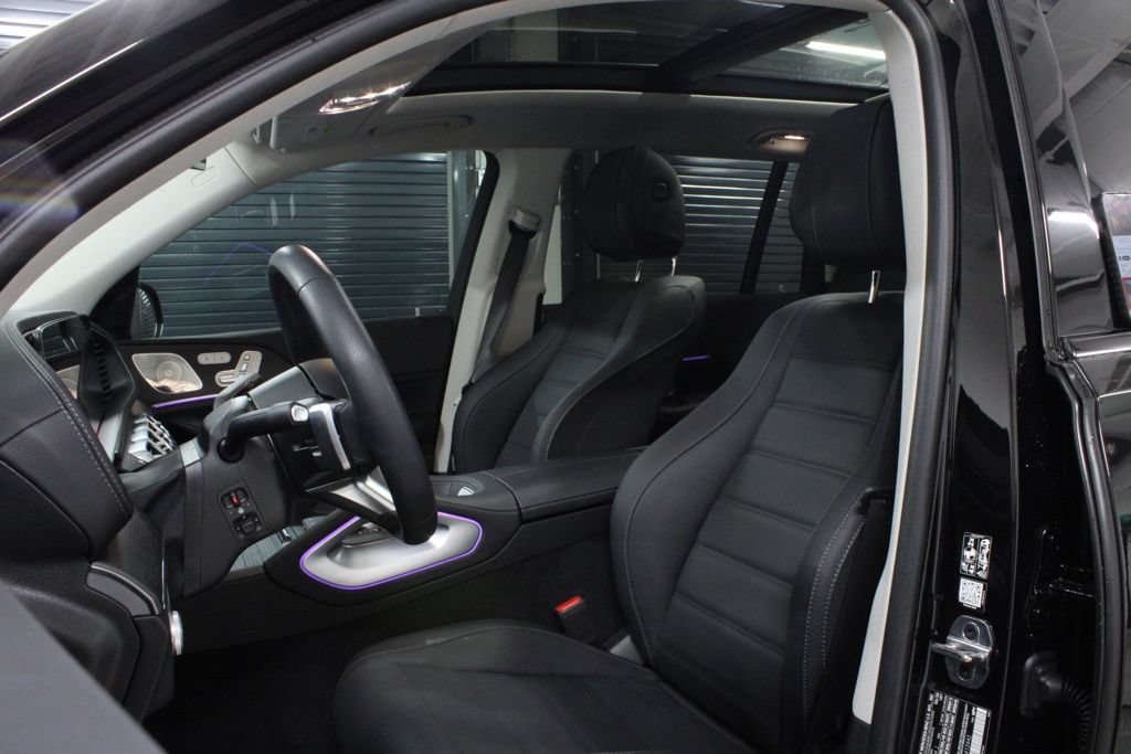 Certified 2025 Mercedes-Benz GLS 450 4MATIC image 5