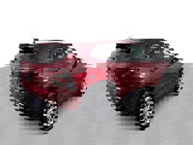 Used 2024 Chevrolet Trax LS image 8