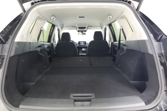 Used 2025 Nissan Rogue SV AWD/4WD image 32
