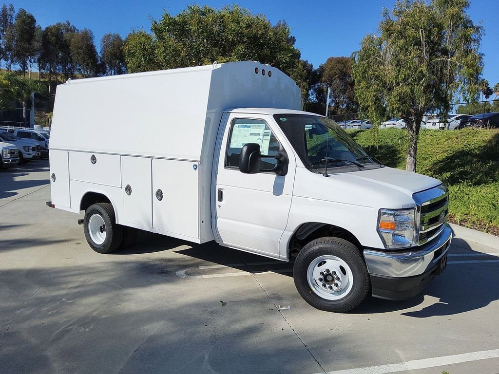 New 2026 Ford E-350 and Econoline 350 Super Duty w/ Power Equipment Group image 33