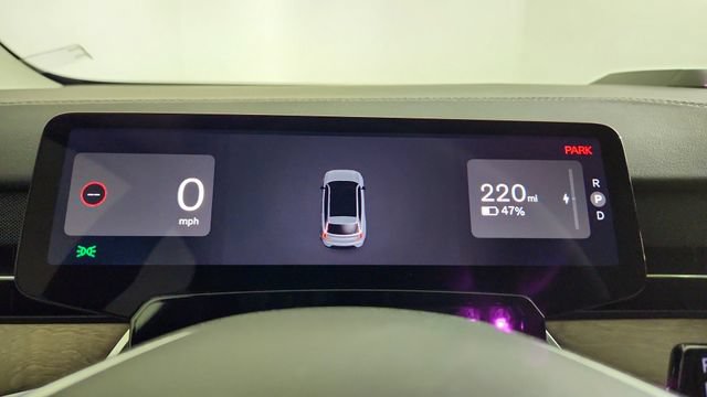 New 2026 Volvo EX90 Plus AWD/4WD image 16