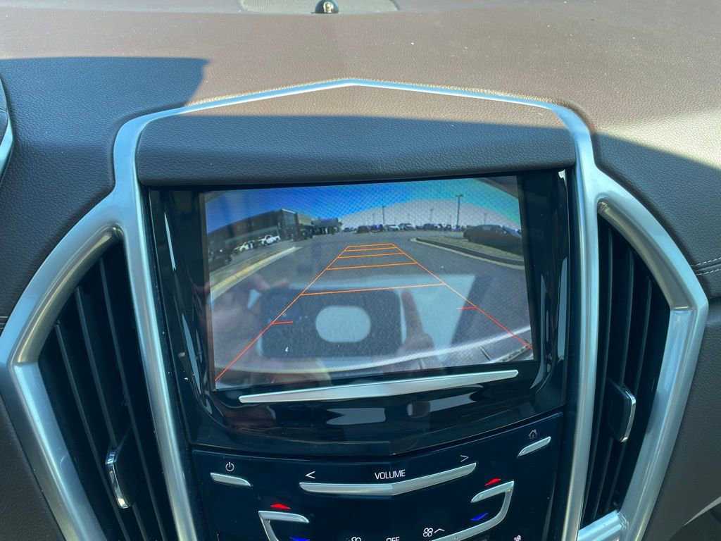 Used 2014 Cadillac SRX Luxury w/ Driver Awareness Package image 18