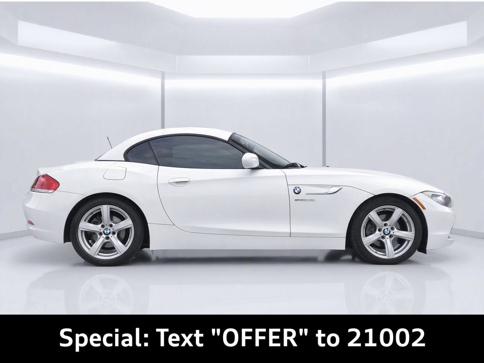 Used 2014 BMW Z4 sDrive28i RWD image 8