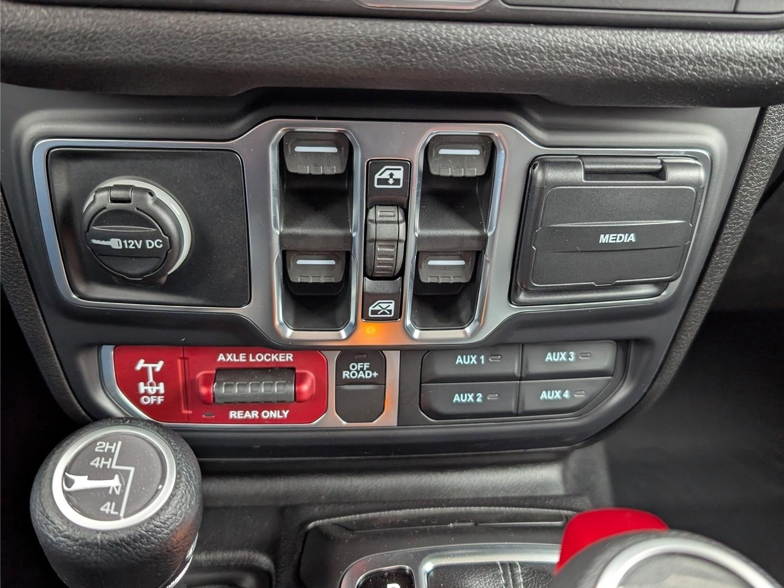 New 2026 Jeep Gladiator Sport AWD/4WD image 22