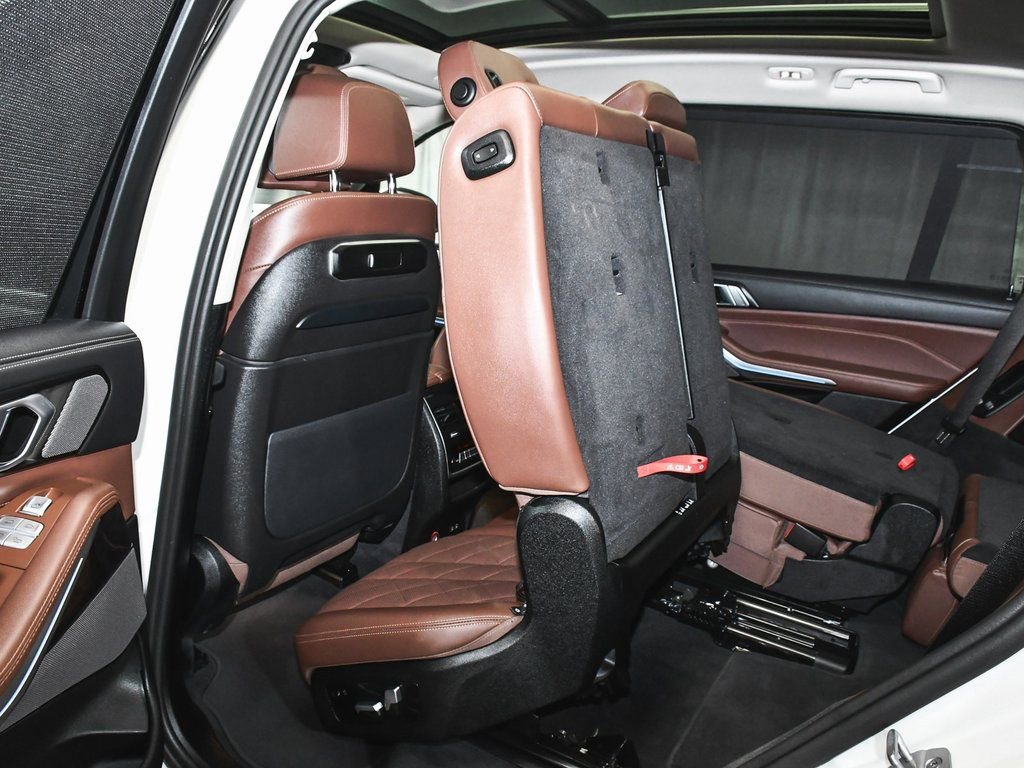 Used 2026 BMW X7 xDrive40i image 54