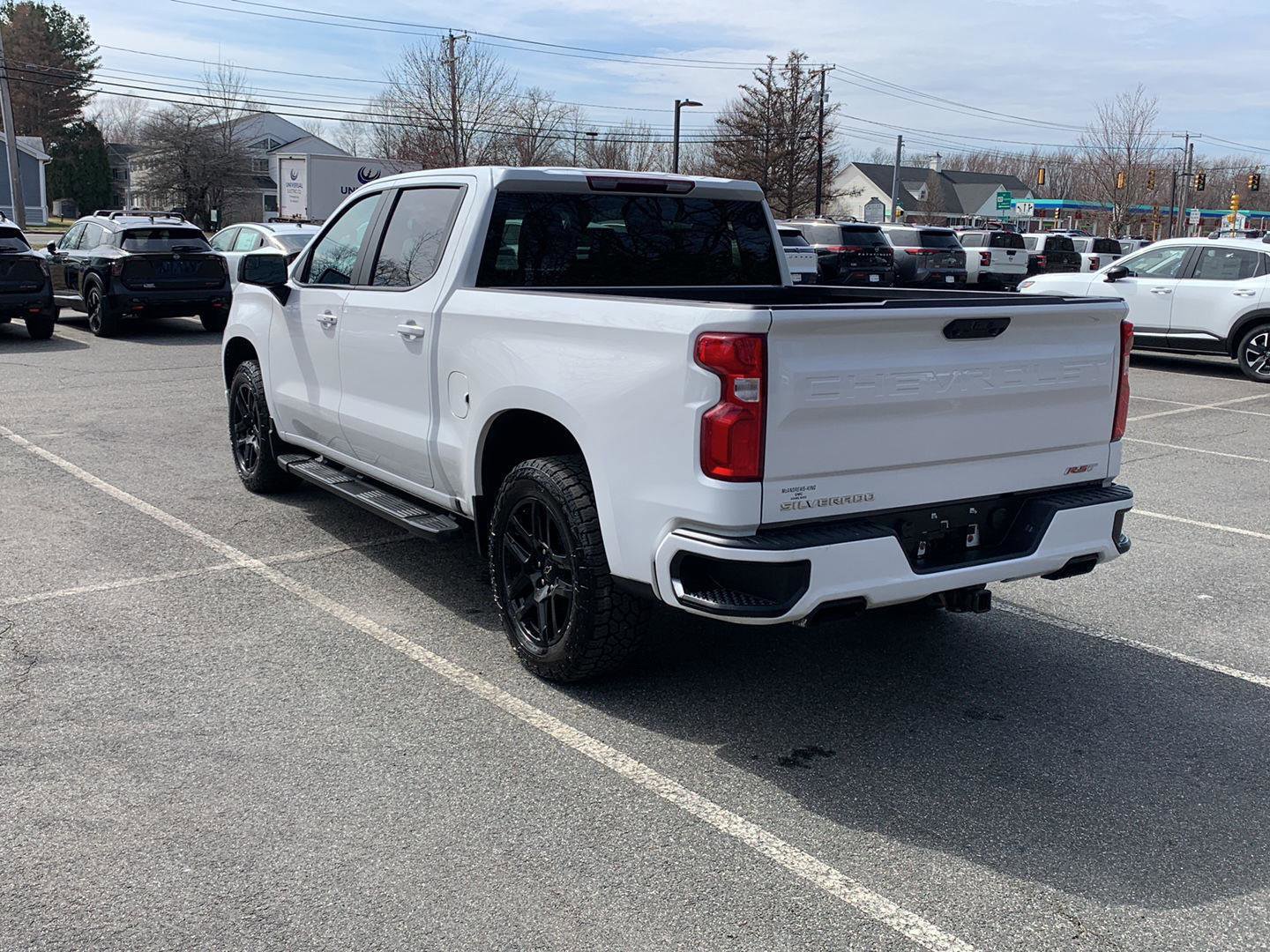 Used 2022 Chevrolet Silverado 1500 RST image 3