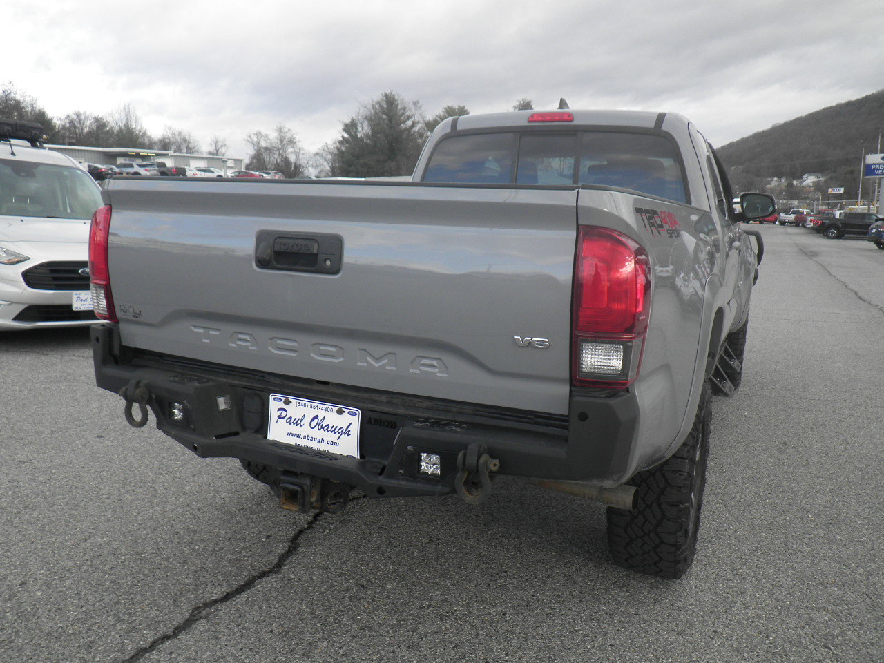 Used 2018 Toyota Tacoma TRD Sport image 6