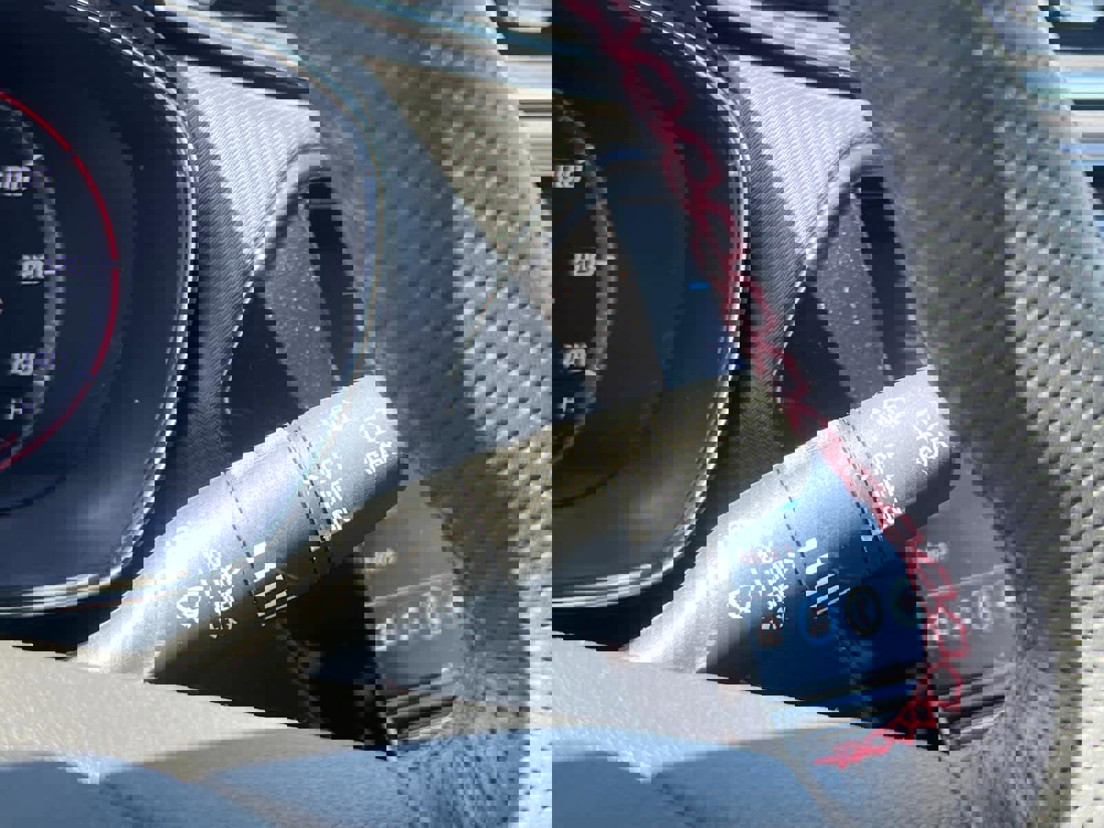 Certified 2023 Chevrolet TrailBlazer RS w/ Convenience Package image 18