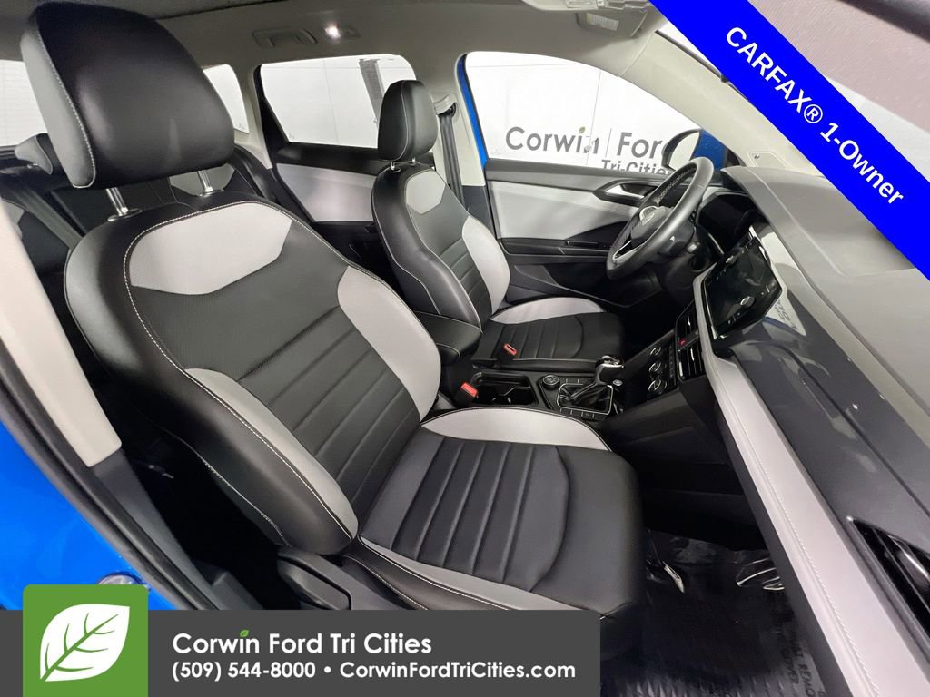 Used 2022 Volkswagen Taos SEL image 17