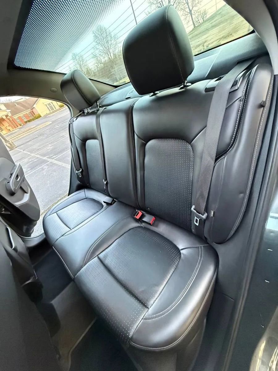 Used 2019 Chevrolet Sonic Premier FWD image 20