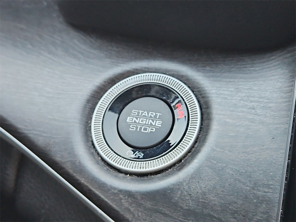 Used 2021 Jeep Grand Cherokee L Limited image 23