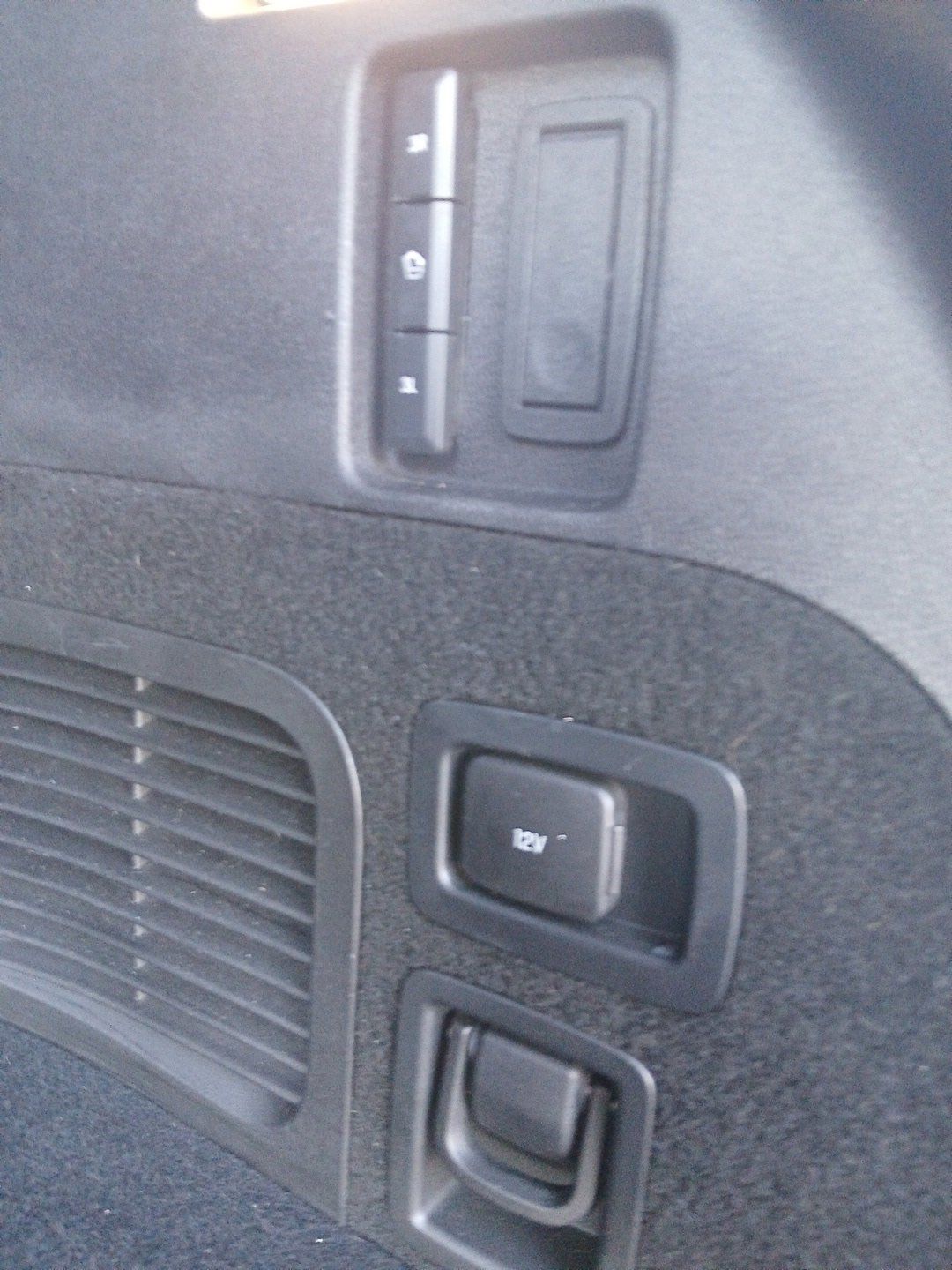 Used 2021 Lincoln Aviator Reserve w/ Equipment Group 201A image 17