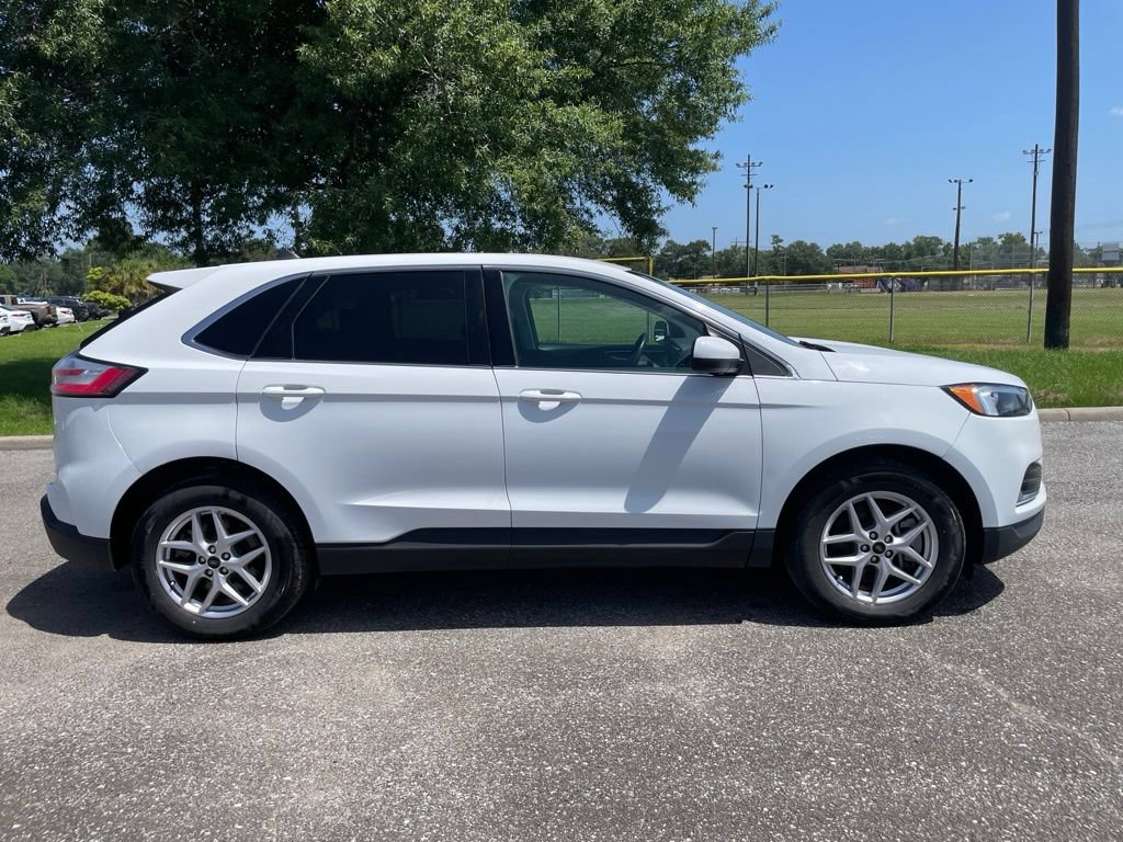 Used 2023 Ford Edge SEL AWD/4WD image 8