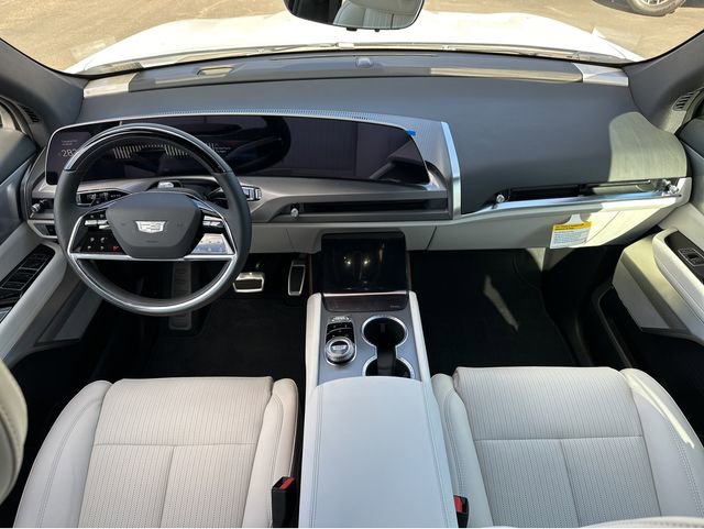 New 2026 Cadillac Vistiq Luxury AWD/4WD image 8