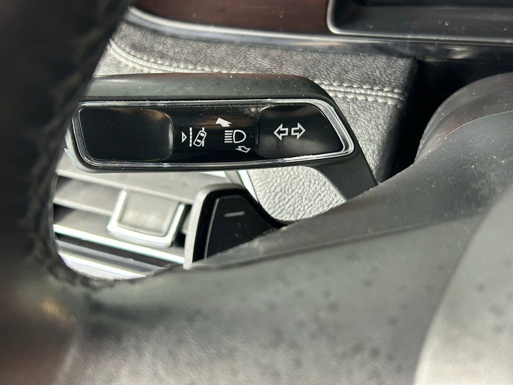 Used 2020 Lincoln Navigator L Reserve w/ Luxury Package AWD/4WD image 32