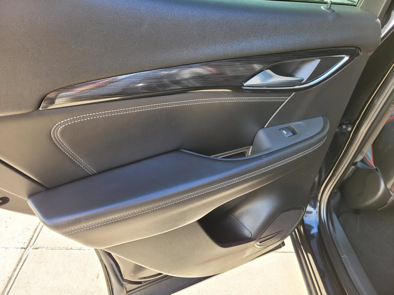 Used 2023 Buick Envision Essence w/ Sport Touring Package FWD image 15