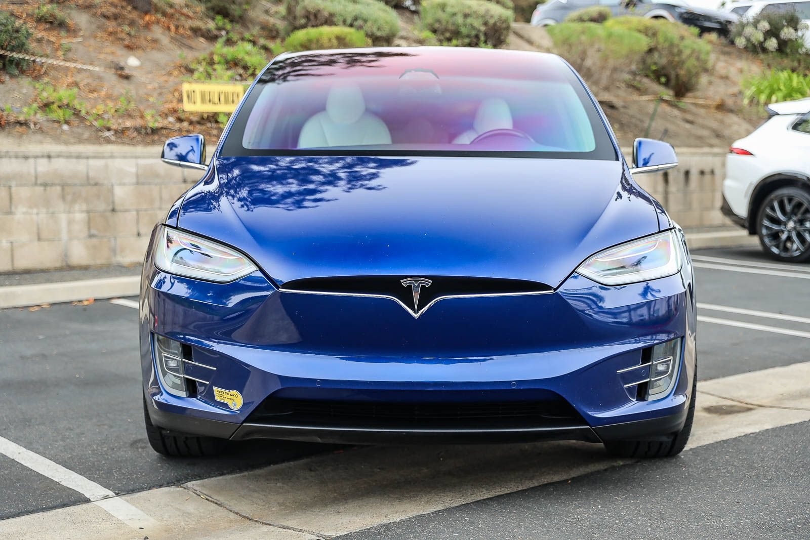 Used 2020 Tesla Model X Performance AWD/4WD image 2