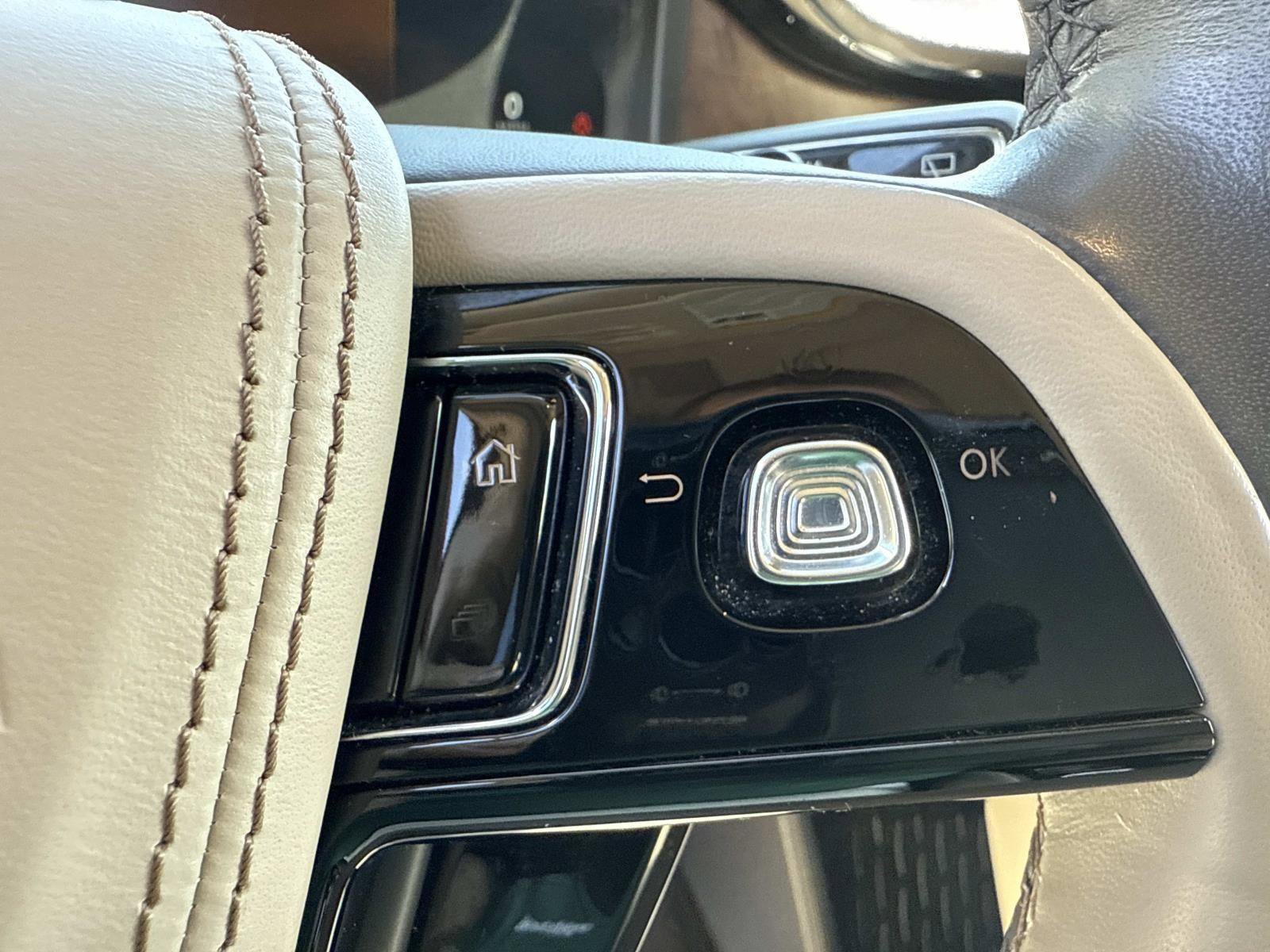 Used 2022 Lincoln Aviator Reserve w/ Equipment Group 201A image 28