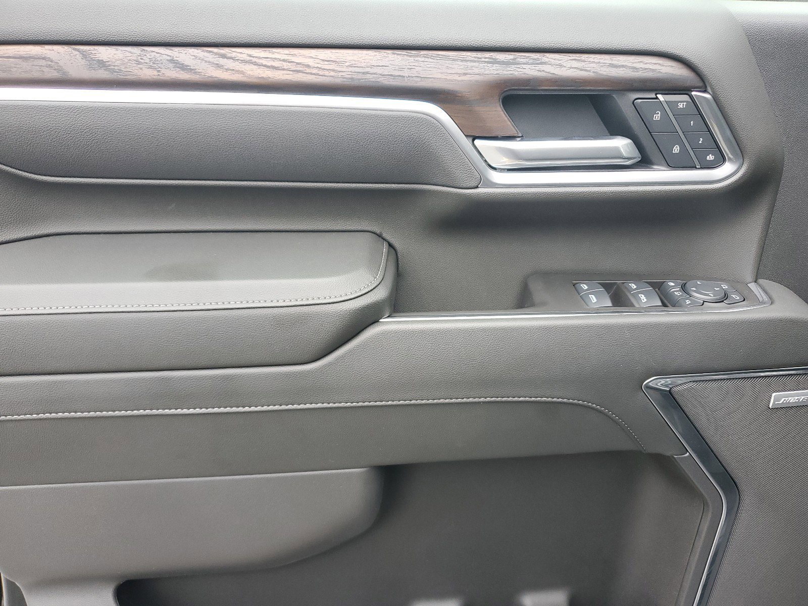 New 2025 GMC Sierra 2500 SLT w/ SLT Premium Package image 24