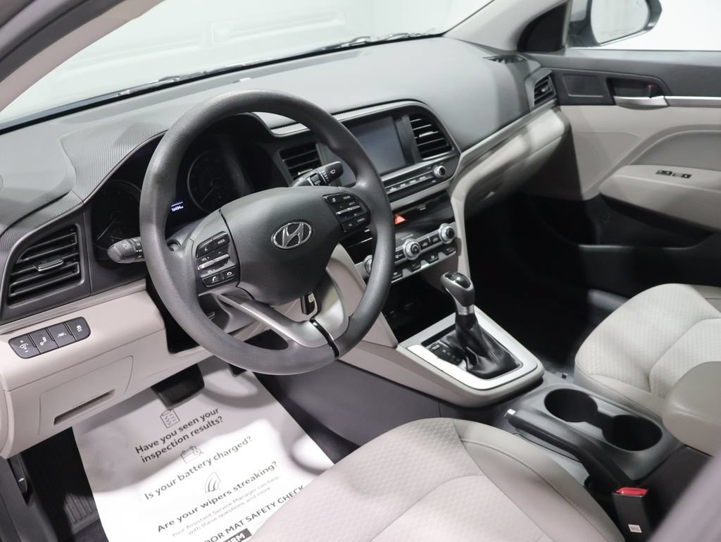Used 2020 Hyundai Elantra SEL FWD image 14