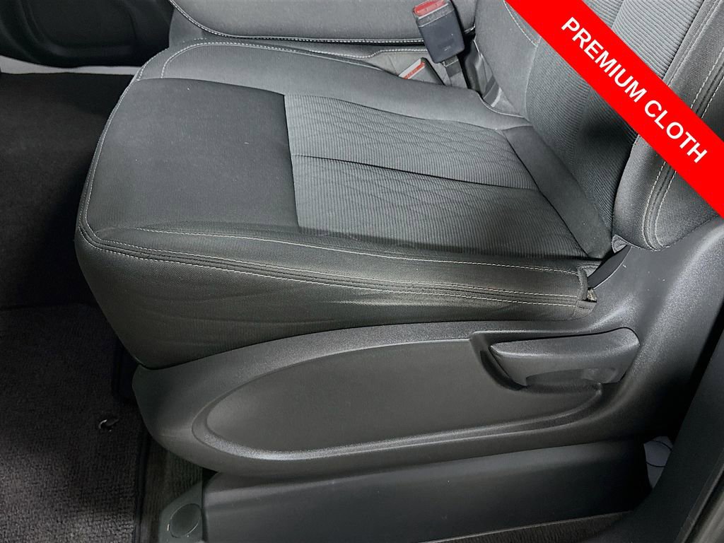 Used 2017 Nissan Titan SV image 19