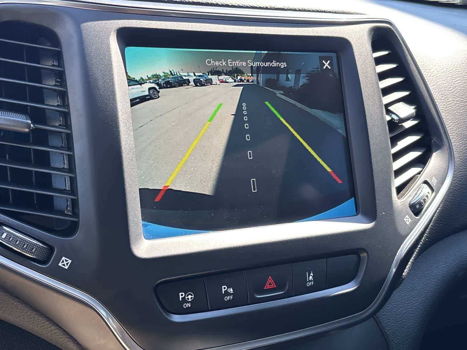 Certified 2023 Jeep Cherokee Altitude Lux AWD/4WD image 25