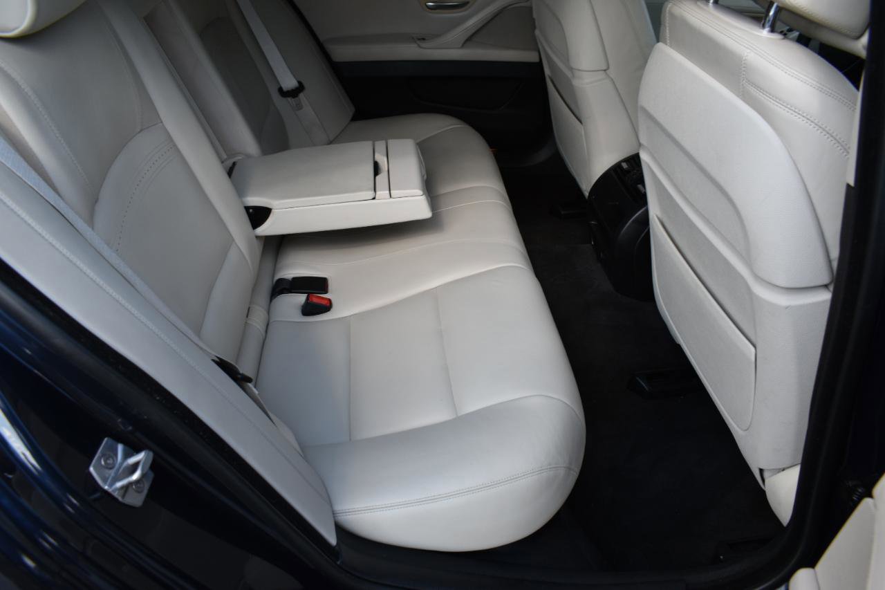 Used 2015 BMW 550i Sedan RWD image 30