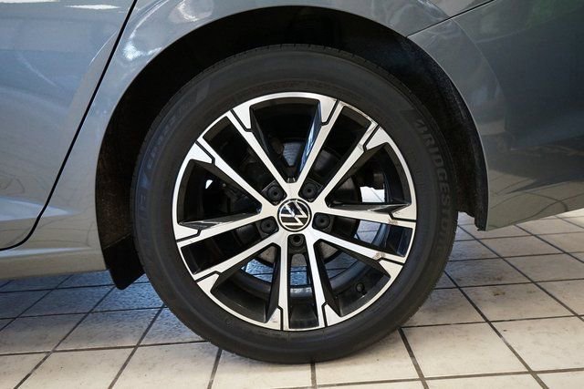 Used 2023 Volkswagen Jetta Sport image 50