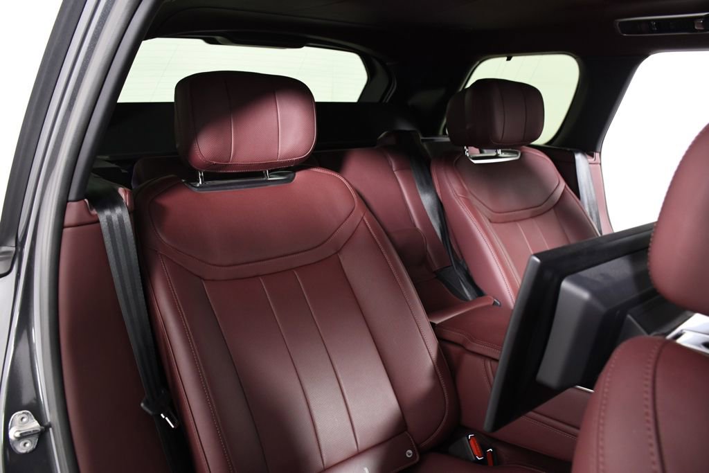 Used 2024 Land Rover Range Rover Autobiography image 22