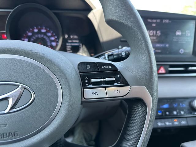 Used 2021 Hyundai Elantra SEL FWD image 22