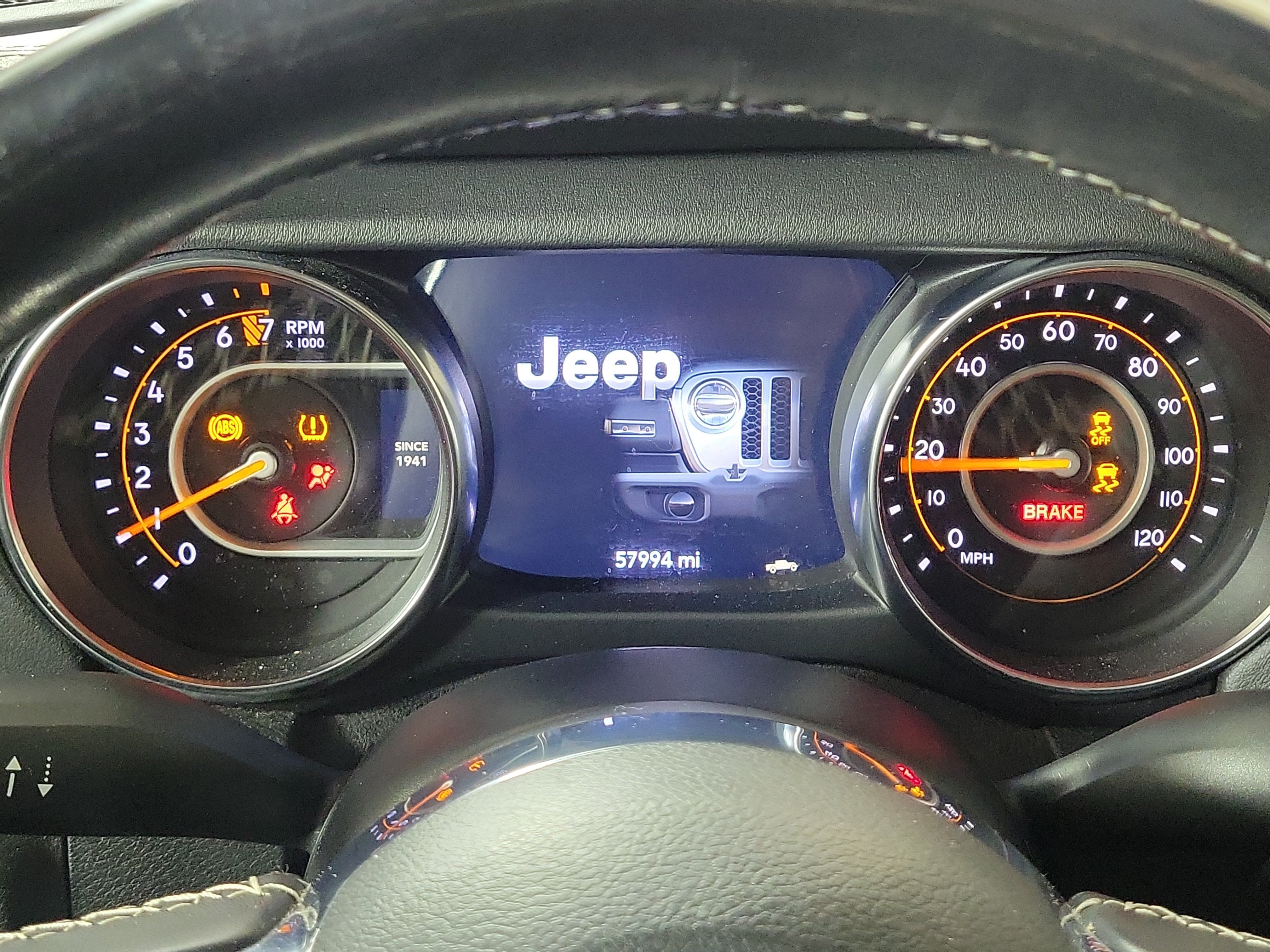 Used 2020 Jeep Gladiator Overland AWD/4WD image 17