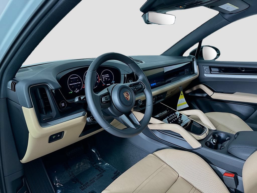 Certified 2026 Porsche Cayenne AWD/4WD image 4