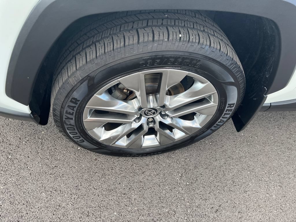 Used 2020 Toyota RAV4 Limited w/ Limited Grade Weather Package FWD image 9