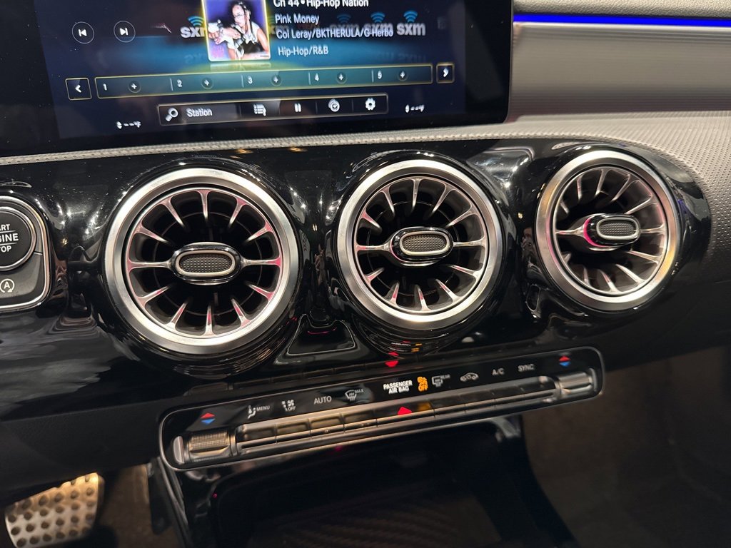 Used 2023 Mercedes-Benz CLA 250 4MATIC image 18