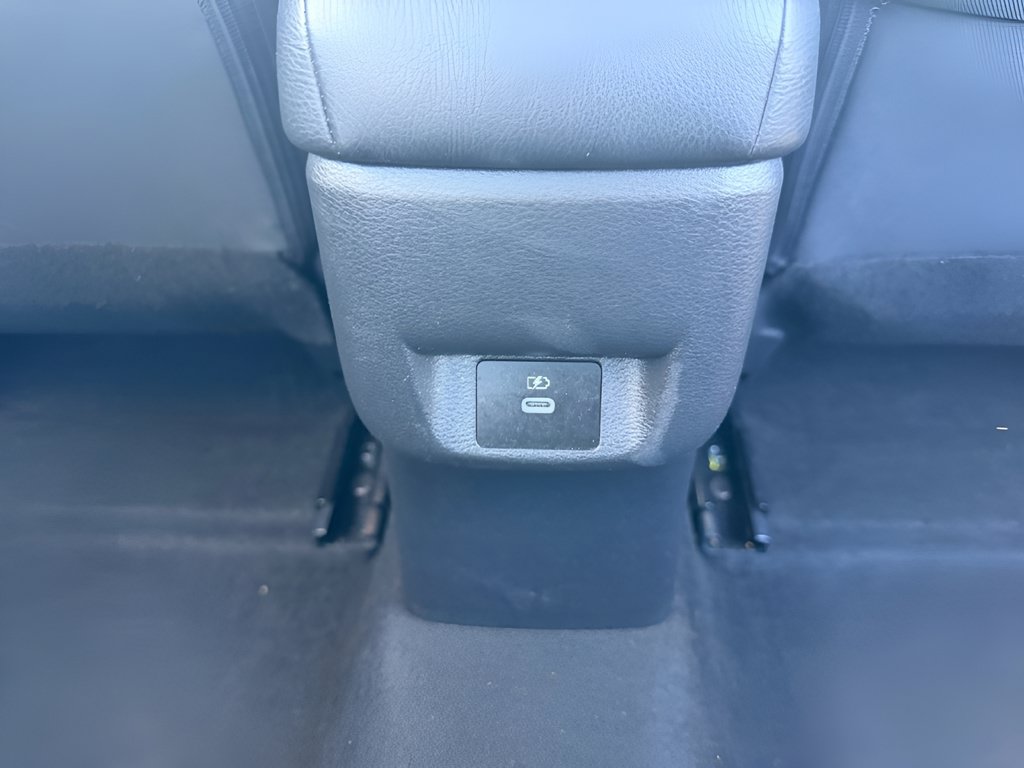 Used 2023 Nissan Versa SV FWD image 19