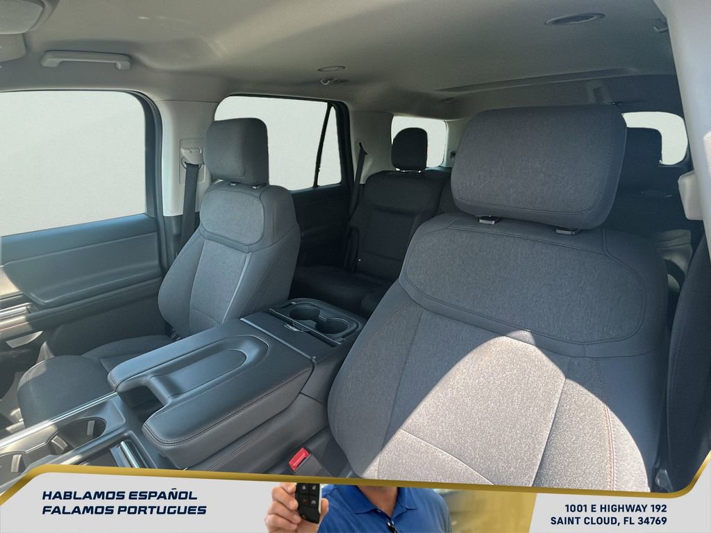 Used 2025 Ford Expedition Active image 23