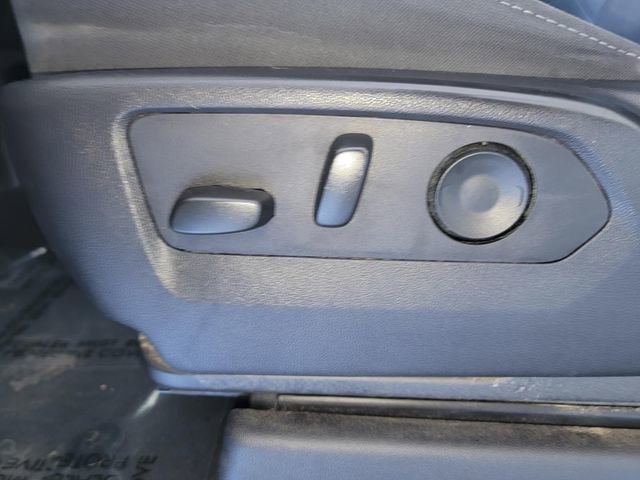 Used 2024 Chevrolet Silverado 2500 Custom w/ Custom Value Package AWD/4WD image 29